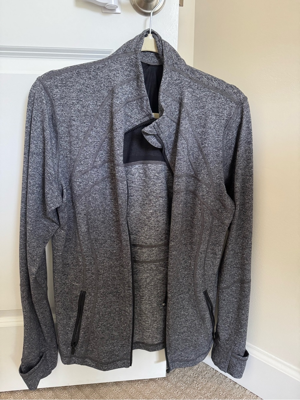 Women’s Lululemon Define Jacket size 14